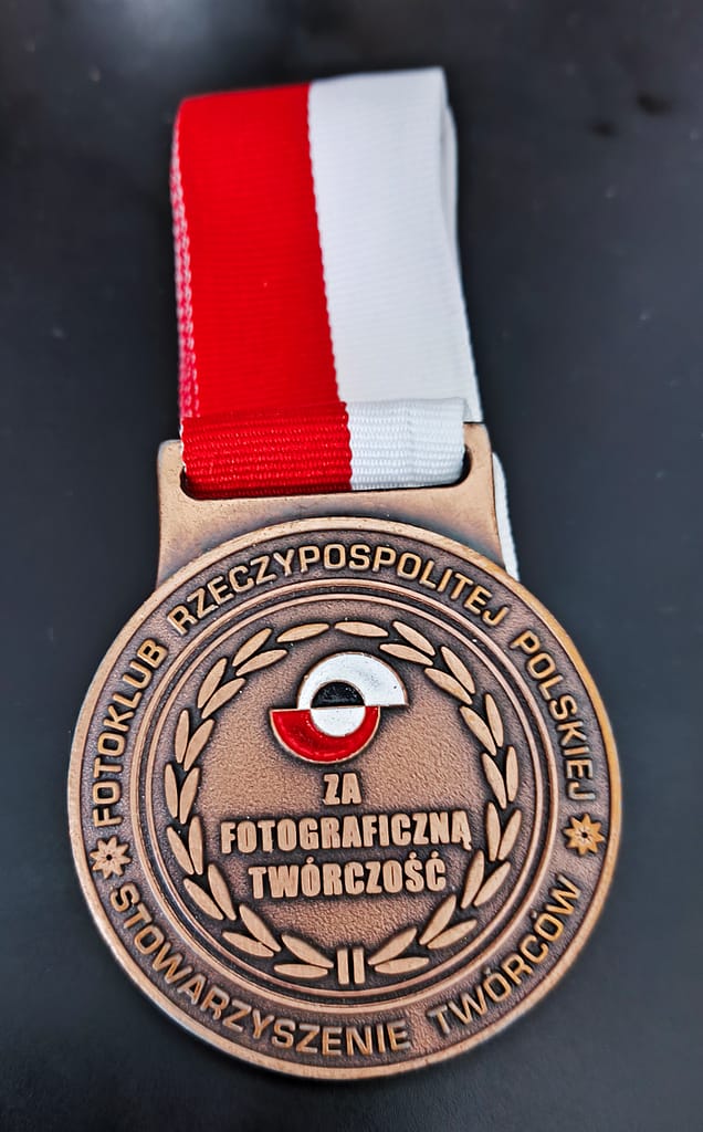 O mnie 2 Brązowy medal za fotograficzną twórczość Fotoklub Rzeczypospolitej Polskiej – fotograf Piotr Gołębiowski Lublin